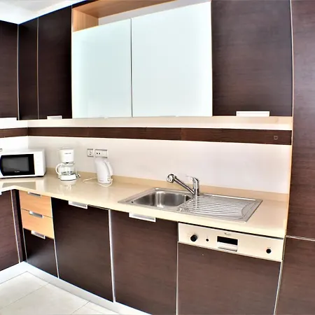 100m From Beach Apartment